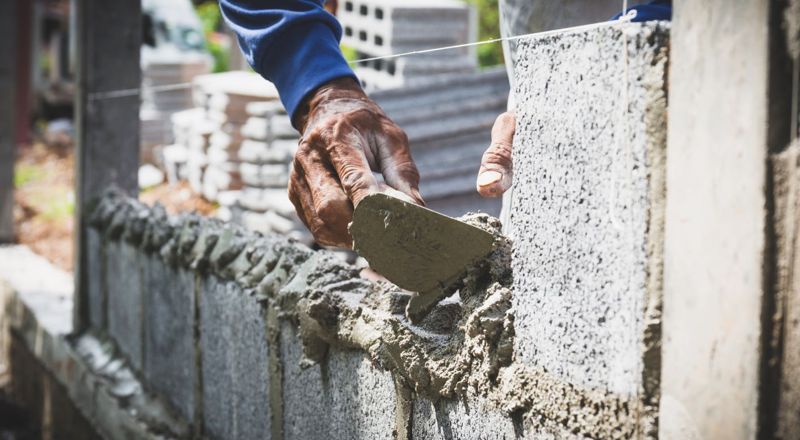 Maconnerie à Brochon